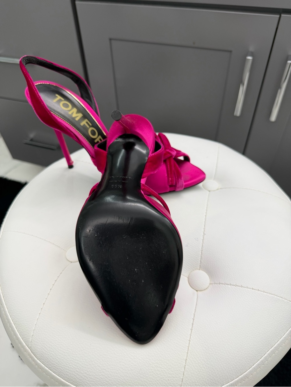 Tom Ford Hot Pink Satin Knotted Slingback Heels - Picture 2 of 4